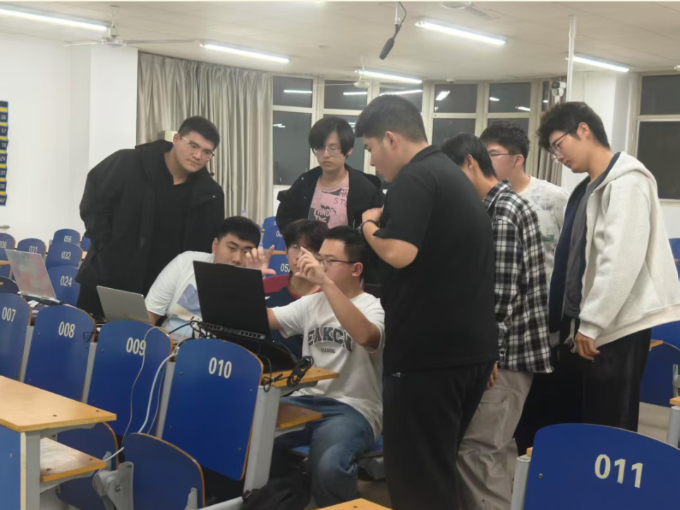 屏幕截图 2026-10-23 205614.png